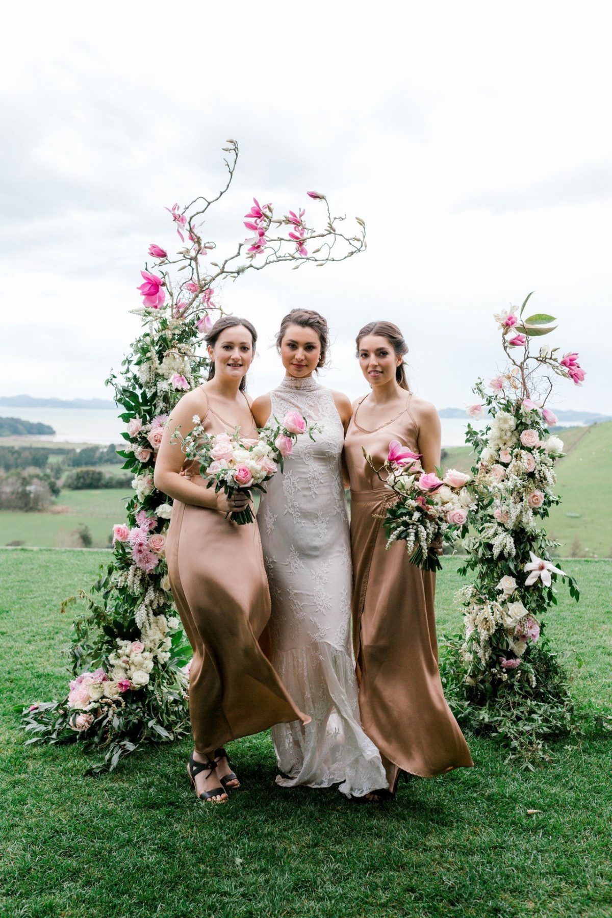 <strong>Featuring:</strong> Cleome Satin In Rose Gold