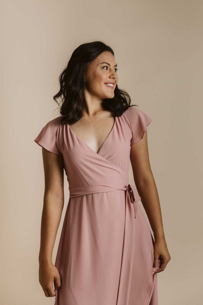 Marianne dress in dusty pink colour close front view