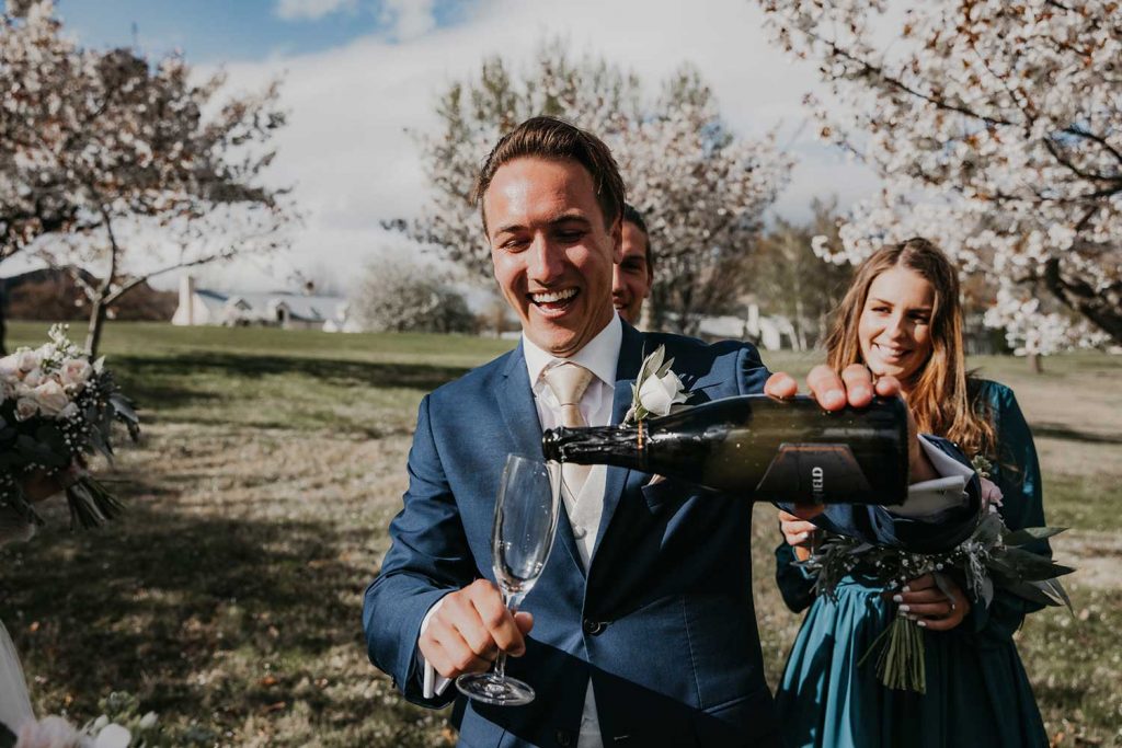 Thank you <strong> Isabelle Boshier </strong> for sharing your lovely wedding with us <br>