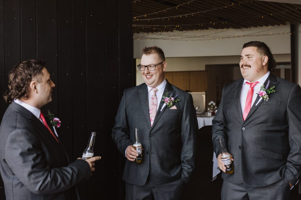Thank you <strong> Alannah Blanks </strong> for sharing your lovely wedding with us <br>
