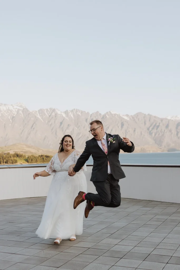 Thank you <strong> Alannah Blanks </strong> for sharing your lovely wedding with us <br>